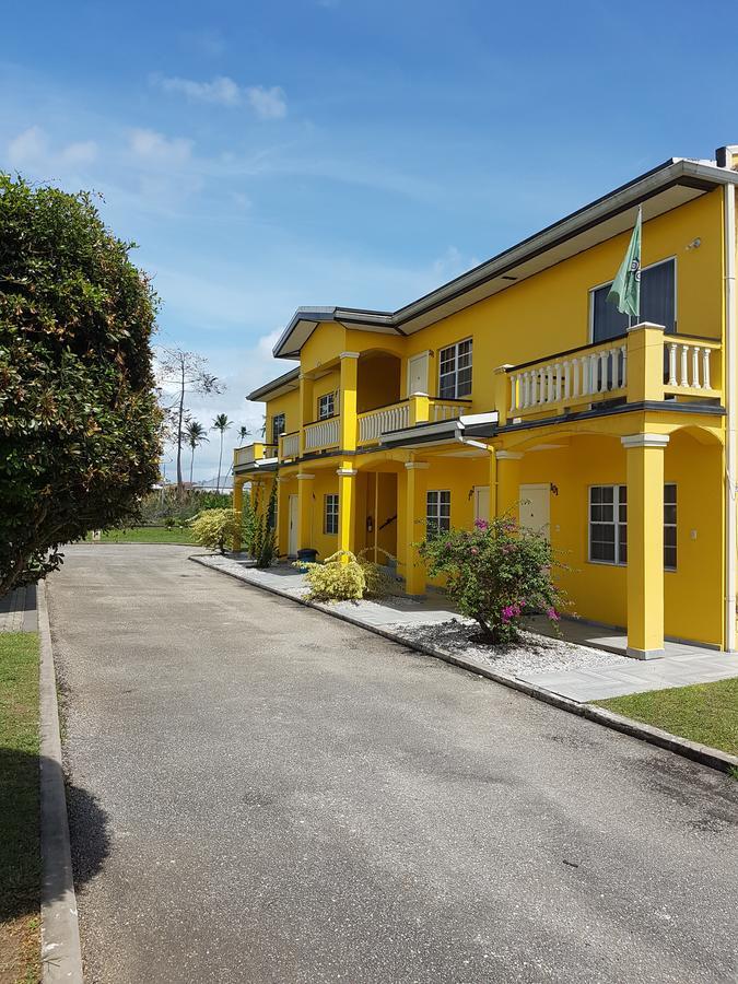 Piarco ピアルコ ビレッジ スイーツ Bed & Breakfast エクステリア 写真