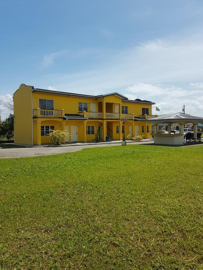 Piarco ピアルコ ビレッジ スイーツ Bed & Breakfast エクステリア 写真