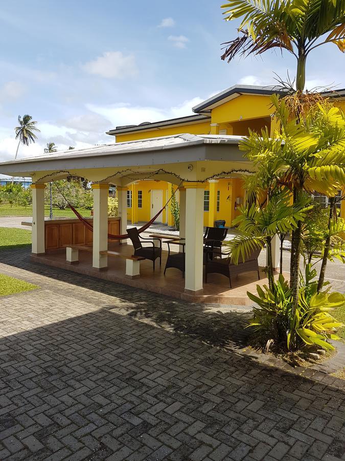 Piarco ピアルコ ビレッジ スイーツ Bed & Breakfast エクステリア 写真