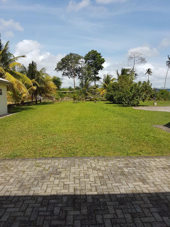 Piarco ピアルコ ビレッジ スイーツ Bed & Breakfast エクステリア 写真